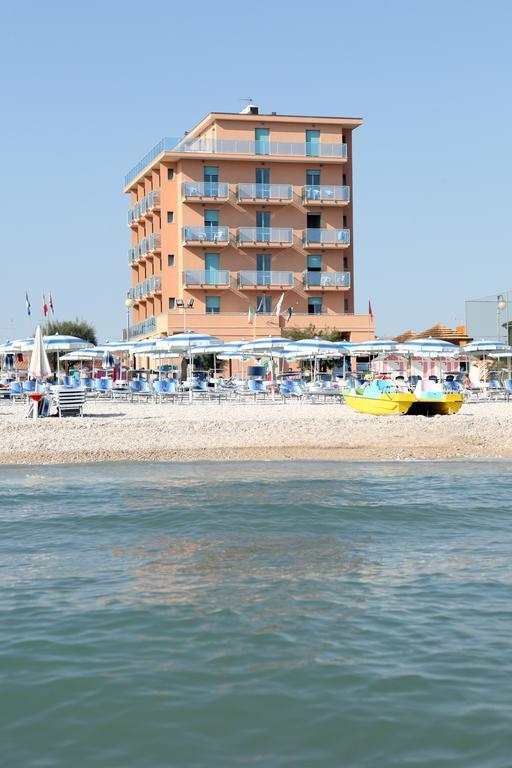 Abbazia Club Hotel Marotta Dış mekan fotoğraf