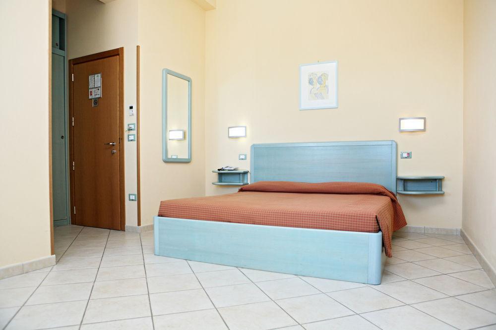 Abbazia Club Hotel Marotta Dış mekan fotoğraf